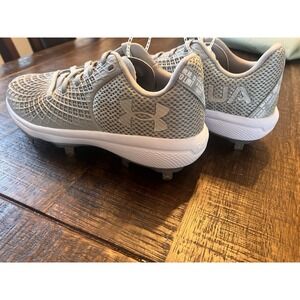 Under Armour Charged Microtips Softball Cleats Womens 7.5 Grey Like New Metal